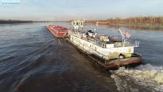 The MV FRANCIS BENEDICT Mississippi River  Kaskaskia River Confluence [upl. by Ahtnicaj]