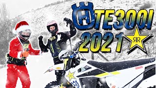 Nieva en Madrid ❄️ y sacamos las ENDURO 🔥 ESTRENANDO Husqvarna TE300i 2021 Rockstar [upl. by Gnol]