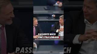 HABECK UND LINDNER GRINSEN SICH EINEN AB🤔 politik habeck lindner bundestag lustig afd [upl. by Dustin378]