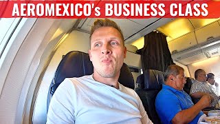 Review AEROMEXICO 737 BUSINESS CLASS  INTENSE TAKE OFF [upl. by Leahcimnaes]