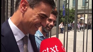 Una moción sin MRajoy un bolso y la sonrisa de Pedro [upl. by Alejna141]