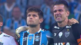 Homenagem à Chapecoense e Jornalistas  Couto Pereira Arena do Grêmio  071216 [upl. by Eiten]