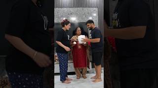 Mummy nai diya gaurav nikita ko gift wait for end shorts youtubeshorts gauravaroravlogs [upl. by Sumerlin]