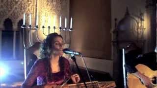 ANA ALCAIDE Y ARRELUMBRE from sephardic wedding song Sinagoga in Toledo [upl. by Anay]