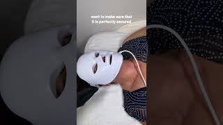 Learn how to put on the Déesse Pro LED Phototherapy Mask ✨ [upl. by Otreblig]