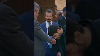 Miran embrase la main de hazar Hercai turkishseries shorts [upl. by Adgam]