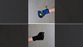 GLOVE BATTLE uhlsport Hyperblack Supergrip vs uhlsport Hyperact Supergrip  NC [upl. by Lertnek]