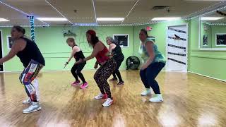 Candelita Pitbull Silvestre Dangond  Omg RemixZumba choreo by Marianela CarolCasey amp Stephine [upl. by Eniamreg]