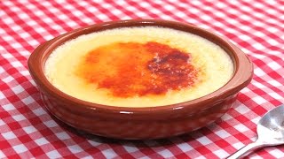 Crema Catalana  Receta Tradicional Fácil Rápida y Deliciosa [upl. by Nnylacissej]