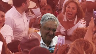 AMLO hace lo que NUNCA IMAGINASTE ver en un presidente de México [upl. by Nahum]