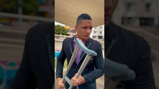 Muletas de madera 😮 parte 5 video viral shorts drama [upl. by Ardith]