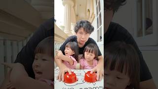 Esme Emily dapat Jajan Ghoib funny anakkembar twins [upl. by Ahsakat]