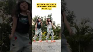 DANCE VIRAL TIKTOK twins jogetviral siblings shorts [upl. by Donovan841]