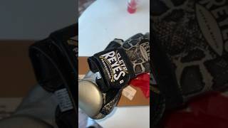 CLETO REYES TRAINING BOXING GLOVES WITH HOOK AND LOOP CLOSURE – SILVERBLACK STEEL SNAKE 12oz [upl. by Laurens11]