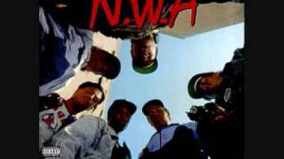 Gangsta Gangsta nwa Lyrics [upl. by Anuqahs279]