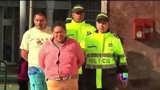 Una madre de 14 hijas menores de edad vendió la virginidad de 12 de ellas  Noticiero Univision [upl. by Anrahc]