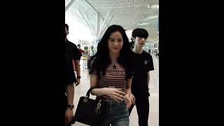 airport goddess✨️ jisoo jichu kimjisoo shorts [upl. by Jaquenette]