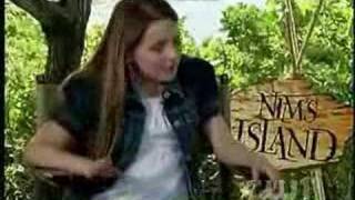 Actors Abigail Breslin amp New Family Movie quotNims Islandquot [upl. by Miahc]