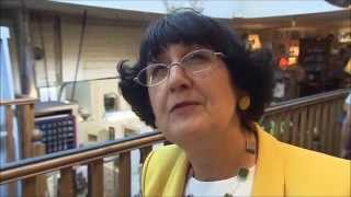 Anita Manning vists Northcote Antiques [upl. by Brozak]