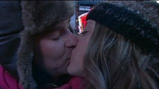 New years eve kissing in New York [upl. by Margalo]