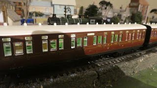 Dapol Toplight Review of Set 1 from era two in Lined Crimson [upl. by Einiar]