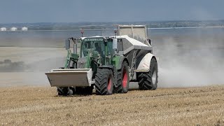 Fendt 724 amp Bunning Lowlander Spreading Chalk [upl. by Tullusus]