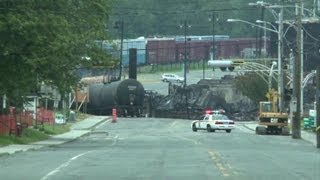 Accident de train au Canada incendies maîtrisés [upl. by Sharleen]