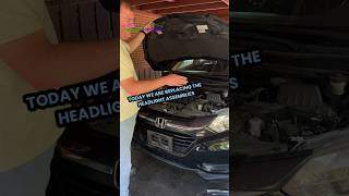 👆FOGGED OUT HRV Headlights Get them Replaced Now fypyoutube headlight headlightbulbs [upl. by Gerek914]