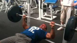 100kg bench press 17 reps BW 75kg by Carl Zambra [upl. by Salene]