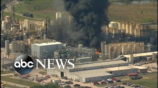 Chemical plant blast leaves 1 dead Houston communities on edge [upl. by Ena19]