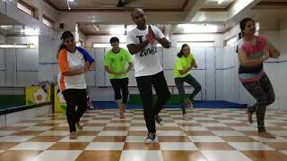 Zumba on Marathi song  ya re ya sare ya ventilator movie [upl. by Suqram]