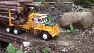 RC logging truck hauling huge load [upl. by Kirstin]