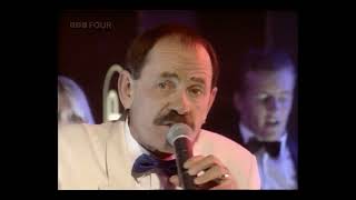 Scatman John Live on Top of the Pops 1995 HD  TV Quality  Im a Scatman skibabopbadopbop [upl. by Ecinnej551]