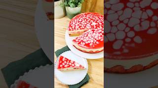 LIFEHACK ERDBEERTORTE MIT BESONDERER OPTIK 🍓🍓🍓 droetker lifehack torte [upl. by Stelle]