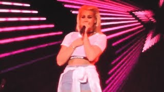 Chanelle Wyrsch  Live  Ich sterb für dich  DSDS Tour 2017  Stuttgart  Chanelle Wyrsch  Live [upl. by Ury585]