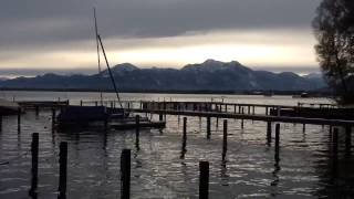 Chiemsee mit Alpen Panorama am morgen [upl. by Ahsiek]