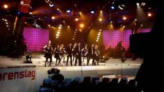 Fontys Jazz choir  Een Wereld exclusief repetitie [upl. by Ylim]