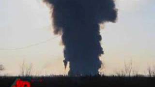 Explosion at Texas Oil Refinery Hurts 4 [upl. by Agnizn490]