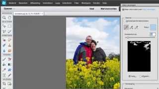 Kleur veranderen met Photoshop Elements [upl. by Ayotas787]