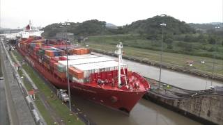 How Does the Panama Canal Work [upl. by Tibbs]