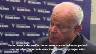 Entrevista a Martin Seligman durante el primer Foro Internacional de Ciencias de la Felicidad [upl. by Eran]