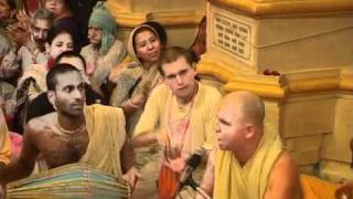 Hare Krsna Kirtan At Sri Vrindavan Dham w Aindra Prabhu ep5 [upl. by Vinna930]