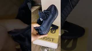 YEEZY 350 Onyx Unboxing shorts yeezy350 yeezy350v2 yeezy unboxing [upl. by Weisman]