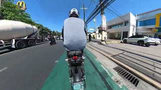 Honda Zoomer e  Insta360  Navigating Bike Lanes amp Traffic along AlabangZapote Road [upl. by Bannister]