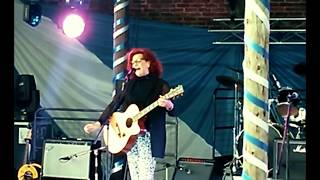 BARBARA DICKSON  CARAVANS LIVE AT HOPS IN THE GARDEN FESTIVAL  2016 [upl. by Eiznil681]