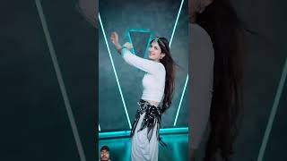 zaalima Munni dance dance love salmankhan munni [upl. by Tamis337]