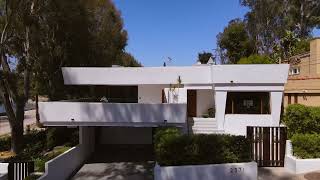 Mid Century Modern by Eric Lloyd Wright in Silver Lake [upl. by Hayashi976]