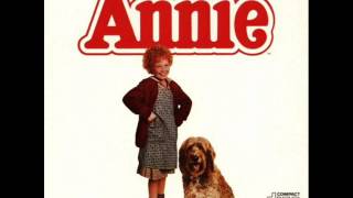 Annie Soundtrack Its A Hard Knock Life [upl. by Lucienne]