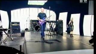 Moby  Bodyrock Live MTV sonic 1999 [upl. by Michaeu605]