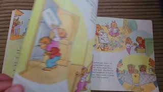 The Berenstain Bears We Love Our Mom By Jan And Mike Berenstain [upl. by Merv716]